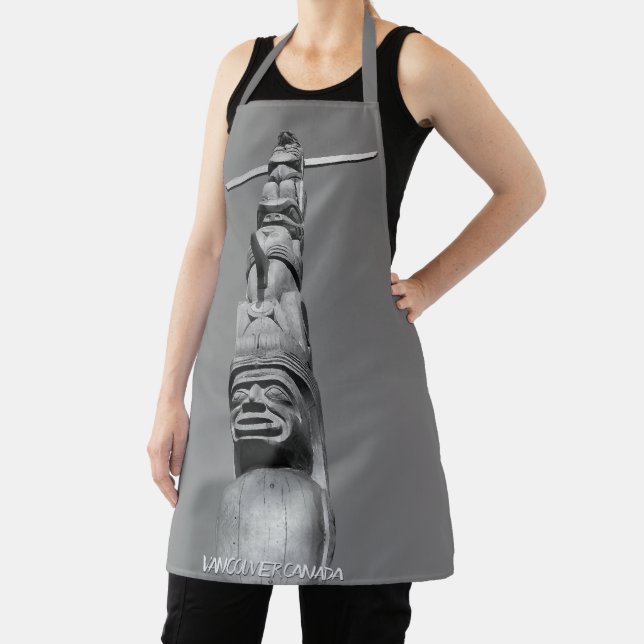 Vancouver Apron Vancouver Totem Pole Souvenirs (Insitu)