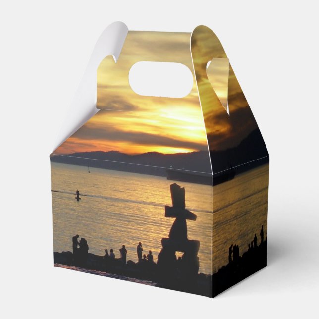 Vancouver Favor Box Personalized Vancouver Boxes (Front Side)