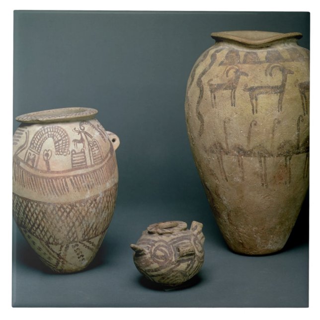 Vase decorated with various friezes of animals and tile (Front)