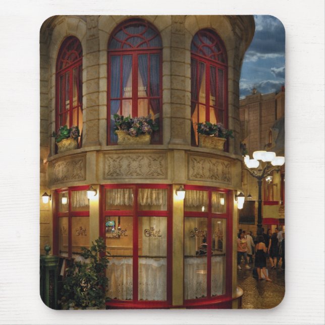 Vegas - Paris - Le Cafe Mouse Pad (Front)