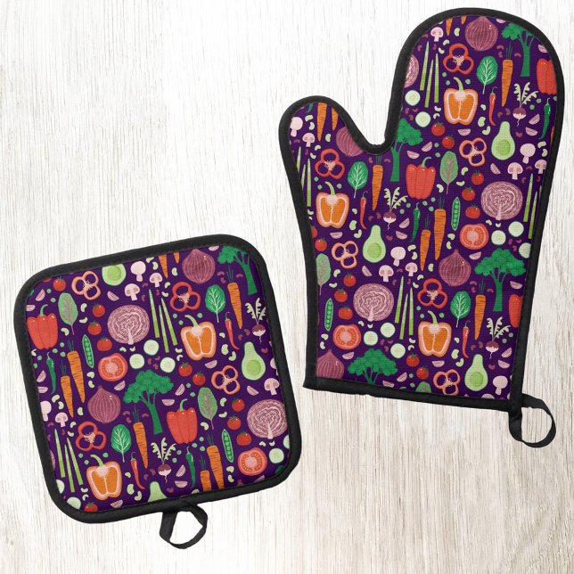 Vegetable Food Pattern Dark Oven Mitt & Pot Holder Set (Fun vegetable food pattern dark oven mitt and pot holder)