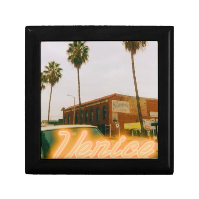 Venice Beach Retro Print Gift Box (Front)