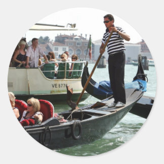 VENICE GONDOLIERS ON THE GRAND CANAL CLASSIC ROUND STICKER