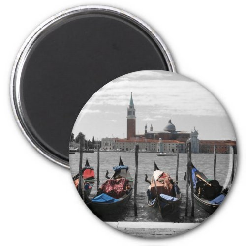 Venice Round Magnet