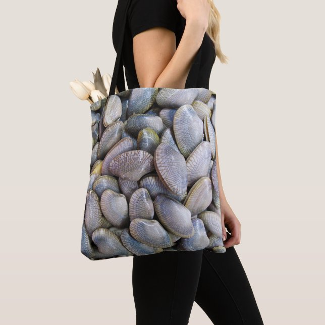 Venus Clam [หอยลาย] Tote Bag (Close Up)