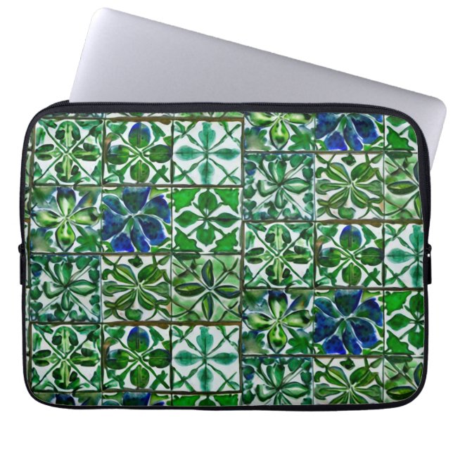 Veranda Verde  Laptop Sleeve (Front)
