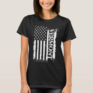 Vermont United States Distressed w US Flag T-Shirt