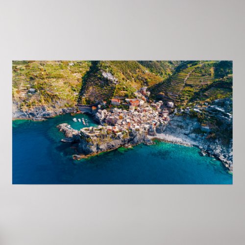 VERNAZZA ITALY _ COASTAL SCENE POSTER