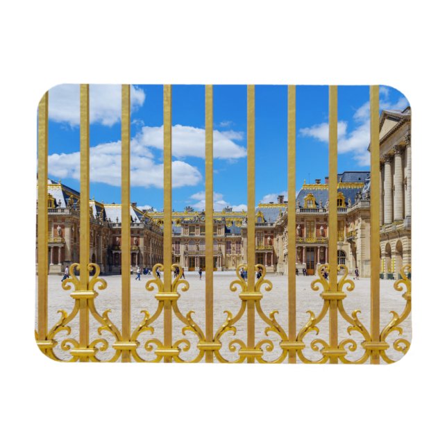 Versailles Palace courtyard through the gate Magnet (Horizontal)