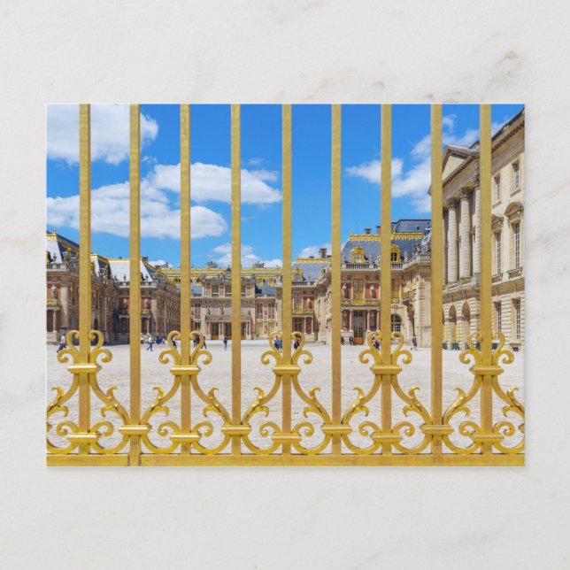 Versailles Palace courtyard through the gate Postcard (Front)