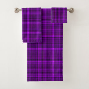 Very beautiful bright checkered pattern of purple bath towel set