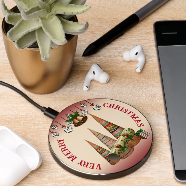 Very Merry Christmas Personalized Tree Decoration Wireless Charger (Desk 2)