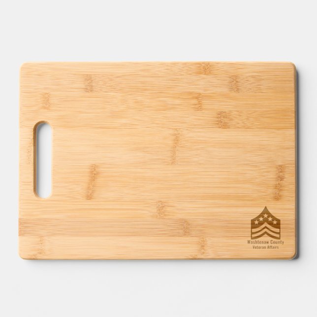 Vet logo wood engraved cutting board (Front)