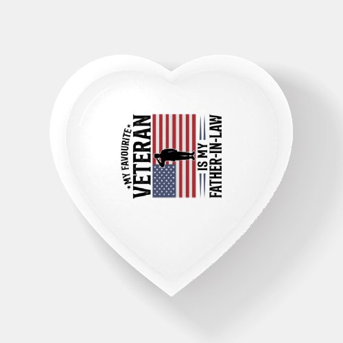 Veteran Father In Law Patriotic Vintage Quote Desi Paperweight