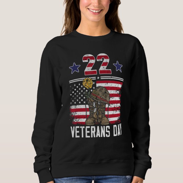 Veterans Day Proud Veteran Dad Son Papa Grandpa Sweatshirt (Front)