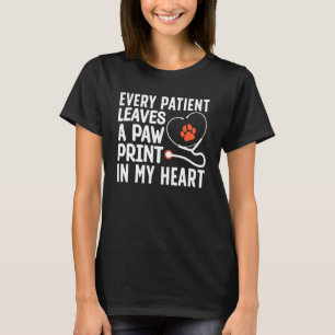 Veterinarian For Men Women Pet Veterinary T-Shirt