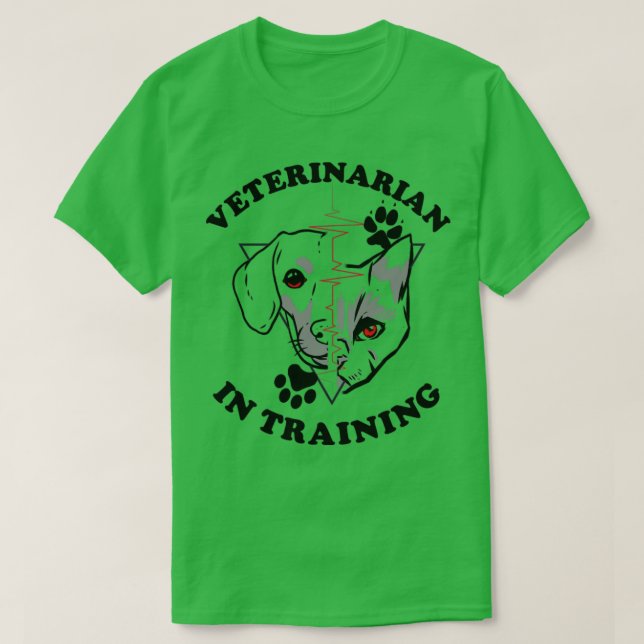 Veterinarian in Training2 T-Shirt (Design Front)