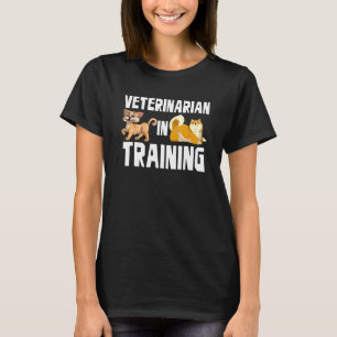 Veterinarian In Training Veterinary Student Future T-Shirt