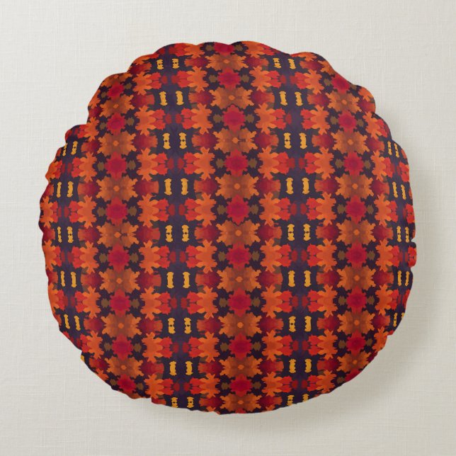 Vibrant Autumn Leaf Pattern Round Pillow (Front)