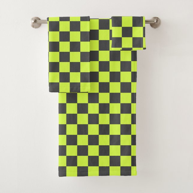 Vibrant Green and Gray Checkered Pattern Bath Towel Set (Insitu)