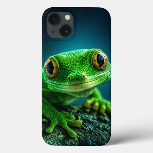 Vibrant Green Gecko Reptile Macro Close Up iPhone 13 Case
