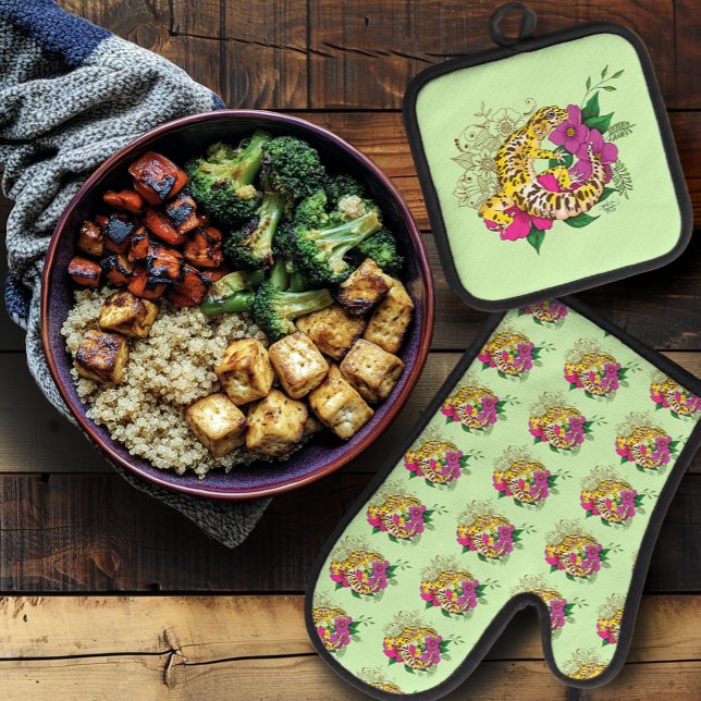 Vibrant Green Playful Leopard Gecko Floral  Oven Mitt & Pot Holder Set (Creator Uploaded)
