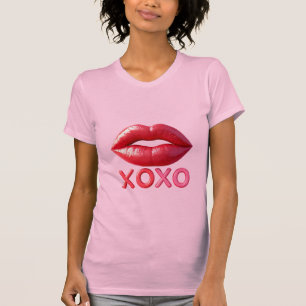 Vibrant Red Lips With XOXO Design T-Shirt