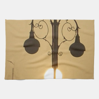 Victorian Charm: Vintage Streetlight Lamp Posts Towel