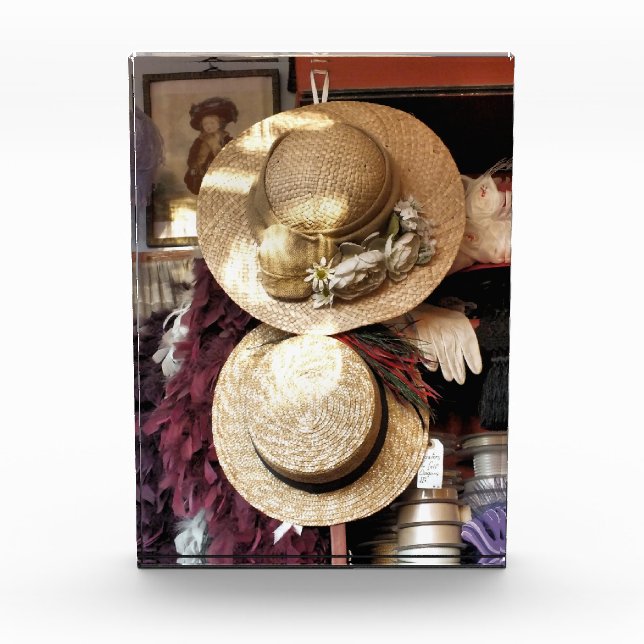 VICTORIAN ENGLAND ACRYLIC AWARD (Front)