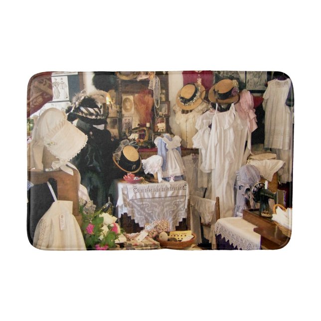 VICTORIAN ENGLAND BATHROOM MAT (Front)