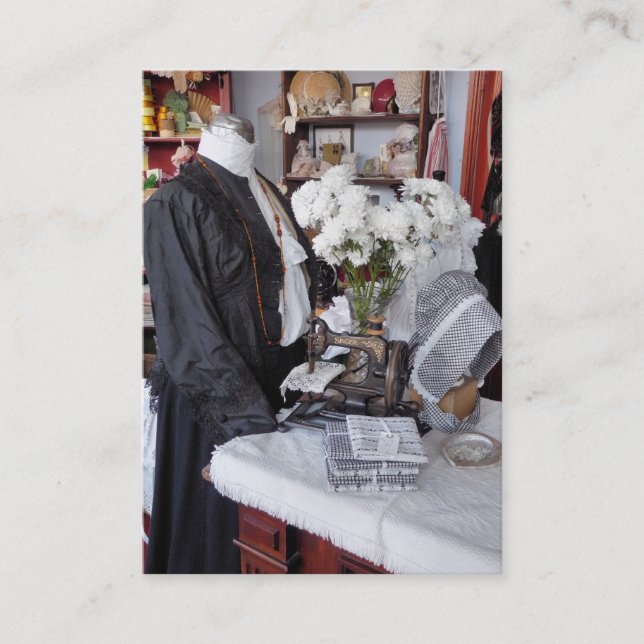 VICTORIAN ENGLAND BUSINESS CARD (Front)