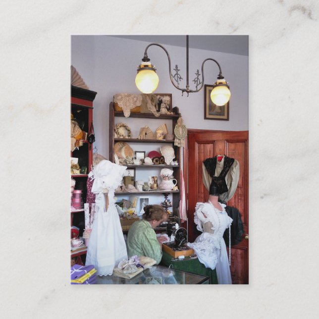 VICTORIAN ENGLAND BUSINESS CARD (Front)