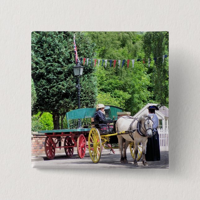 VICTORIAN ENGLAND BUTTON (Front)