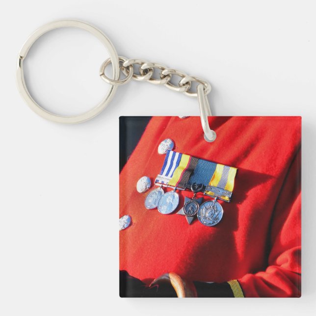 VICTORIAN ENGLAND KEYCHAIN (Front)