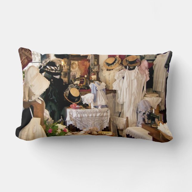 VICTORIAN ENGLAND LUMBAR PILLOW (Front)