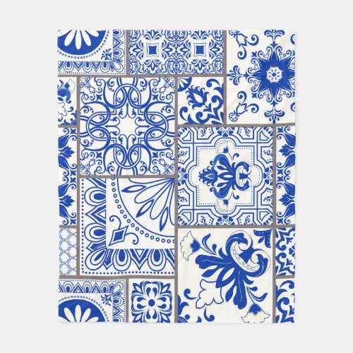 Victorian Majolica Patchwork Tile Pattern Fleece Blanket