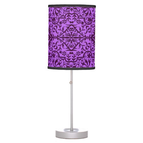 Victorian motif in purple table lamp