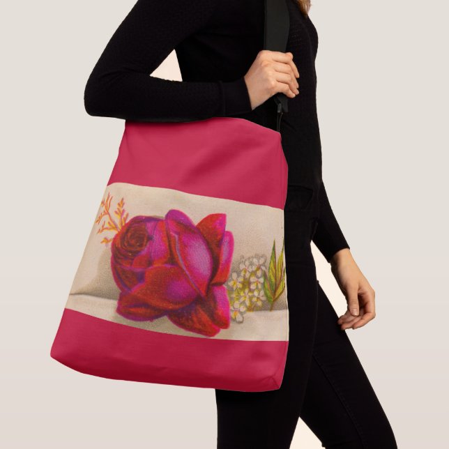 Victorian red rose crossbody bag (Close Up)