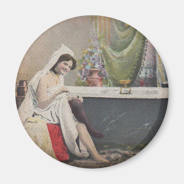 Victorian woman bathing bath magnet (Front)