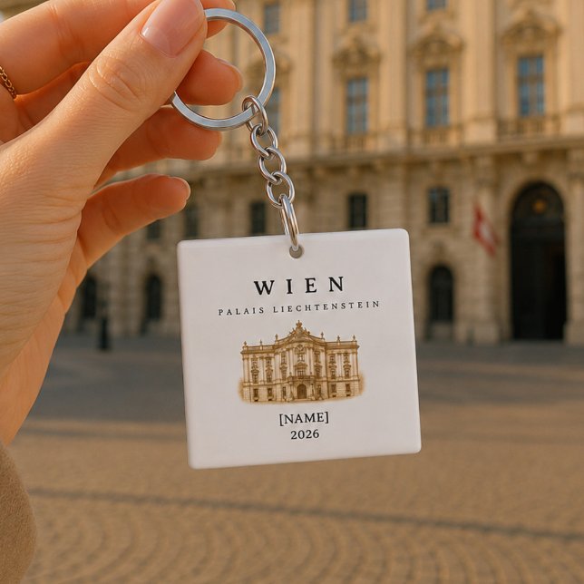 Vienna Palais Liechtenstein | Name & Year Keychain (Wien Palais Liechtenstein Schlüsselanhänger – personalisierbar im Vintage-Stil.)