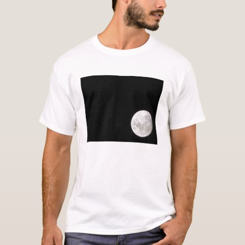 View of a full Moon also shows Mars T_Shirt