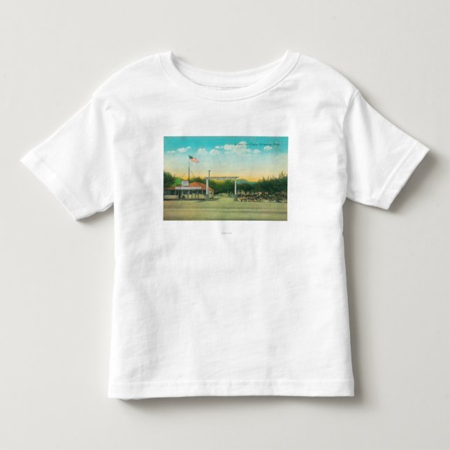 View of Avenue Auto Camp Entrance Toddler T-shirt (Front)
