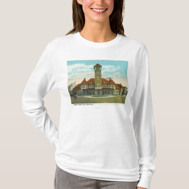 View of Congress Street from the Fidelity T-Shirt (Front)
