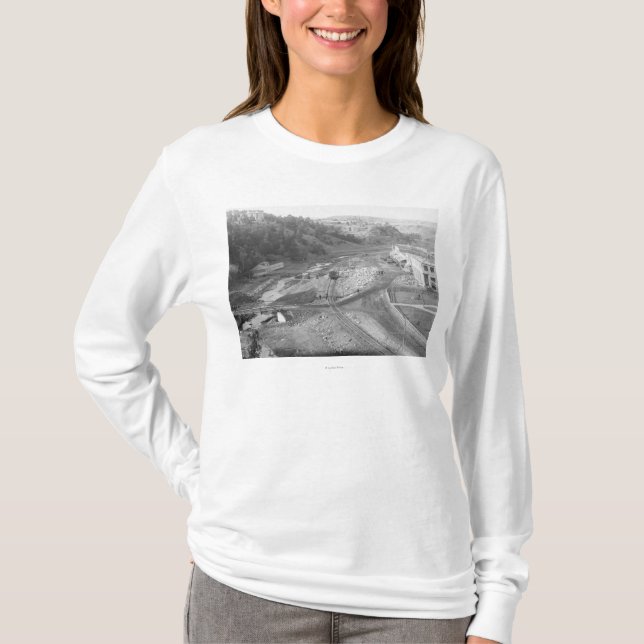 View of Hot Springs, SD Photograph T-Shirt (Front)