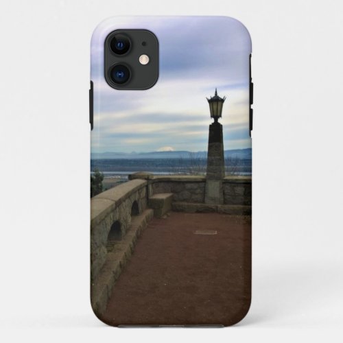 View of Mount St Helens Portland Oregon iPhone 11 Case