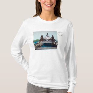 View of the Berkeley Ferryboat Trade Fair T-Shirt