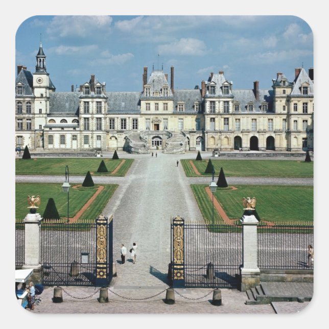 View of the exterior square sticker (Front)