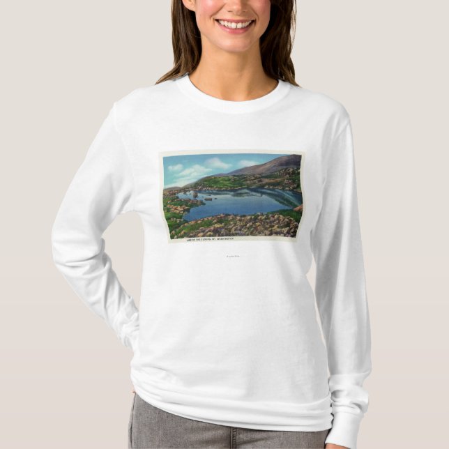 View of the Lake of the Clouds T-Shirt (Front)