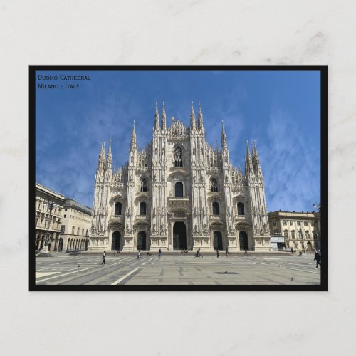 View of the Milan Cathedral _ photo _ Italy Postcard
