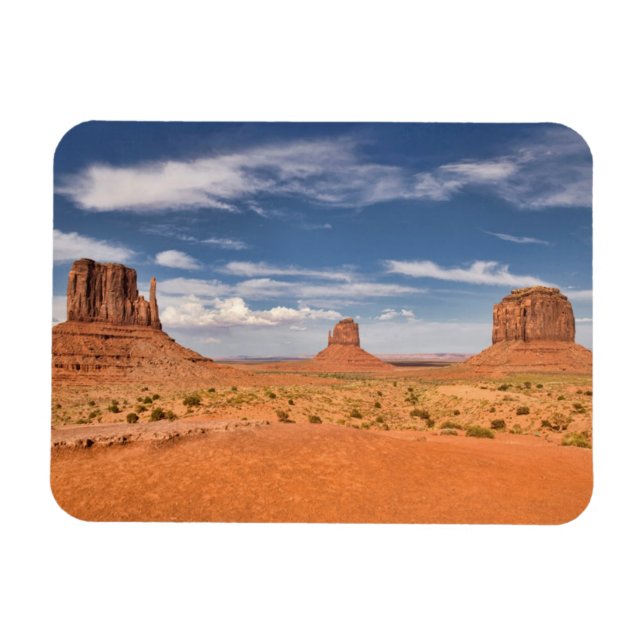 View of the Mittens, Monument Valley Magnet (Horizontal)